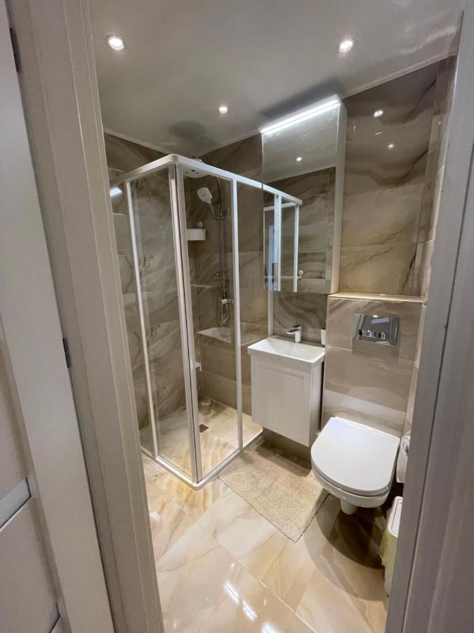 Mb Livinga Apartamentai Taikos G Mažeikiai Exteriör bild