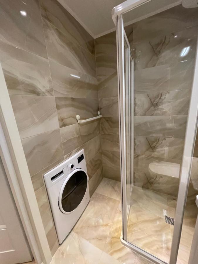 Mb Livinga Apartamentai Taikos G Mažeikiai Exteriör bild